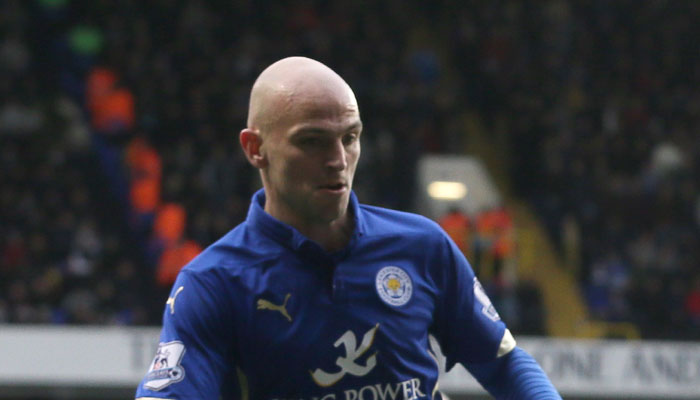 Esteban Cambiasso joins Olympiakos after Leicester exit