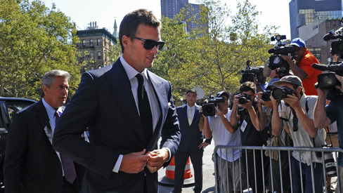 Patriots quarterback Tom Brady arrives at federal court in New York on Aug. 12