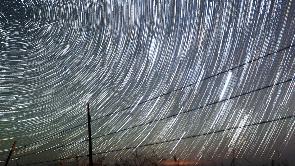 Star-trails-perseids