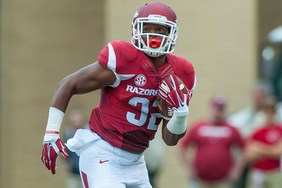 Arkansas RB Jonathan Williams out 'extended period of time' after foot