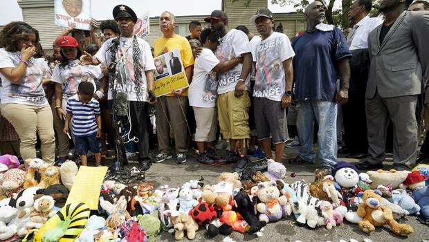 Shootings Erupt After Peaceful Protest In Ferguson