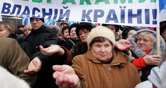 Ukrainian trade unions stage rally on Kiev's Independence Square