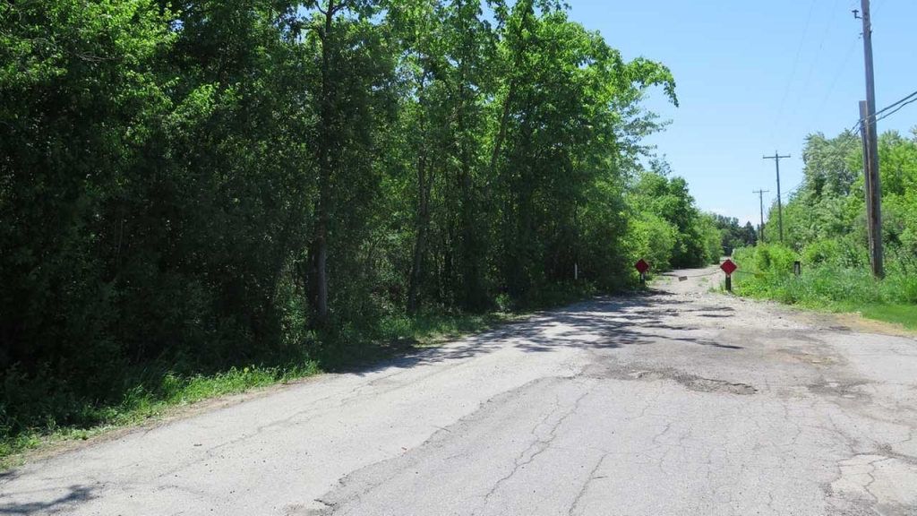 The site in Waukesha Wis. where a bicyclist found a 12-year-old girl who had 19 stab wounds