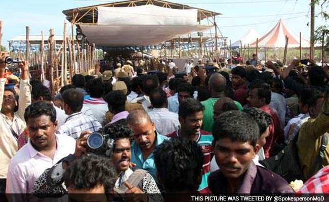 Thousands Pay Last Respects to President Kalam in his Hometown Rameswaram