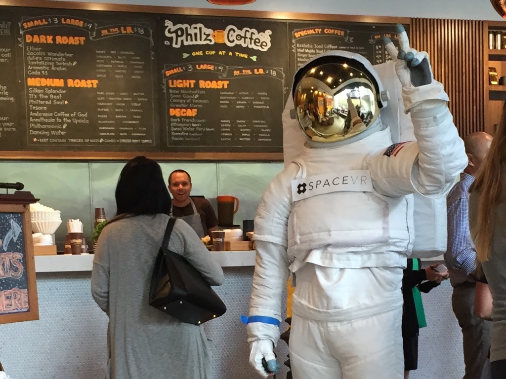 20150808-space-vr-philz