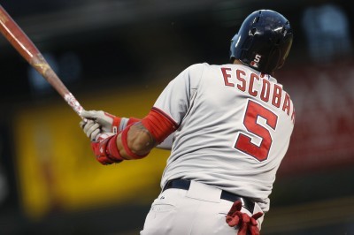 Washington’s Yunel Escobar stakes the Nationals to an early lead with this tworun home run in the first inning