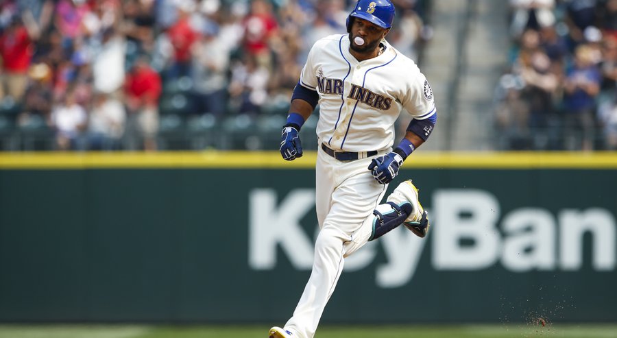 Seattle Mariners’ Robinson Cano runs the bases after hitting a tworun home run against the Chicago White Sox during the fifth inning of a baseball game