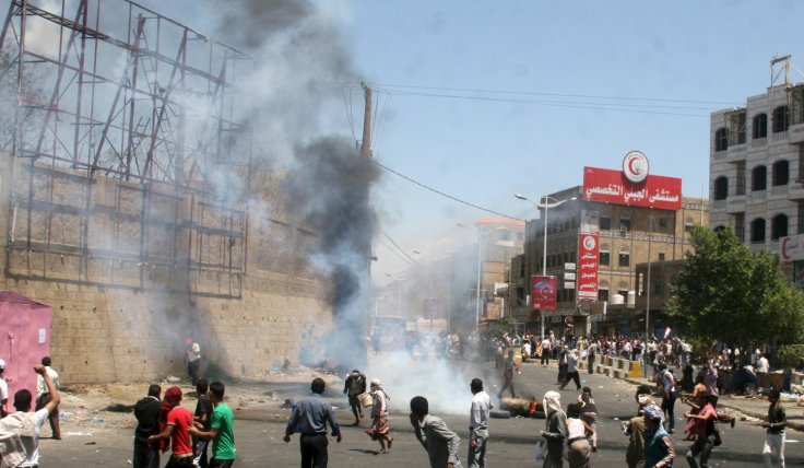 Yemenis bring down Saudi Apache helicopter