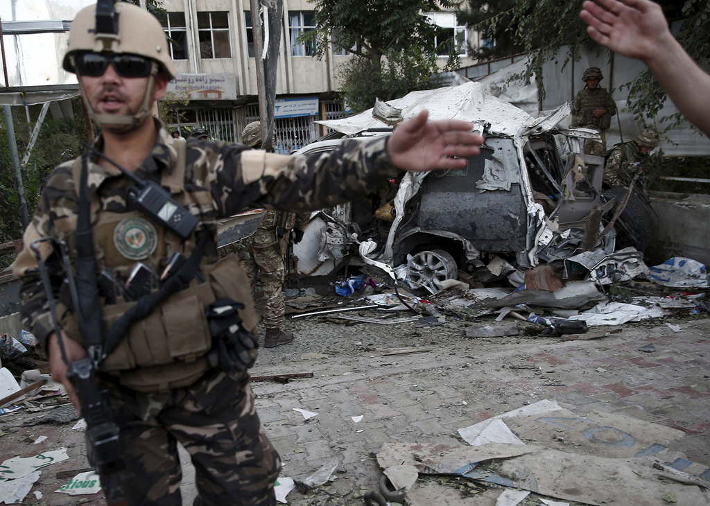 Powerful blast strikes Kabul