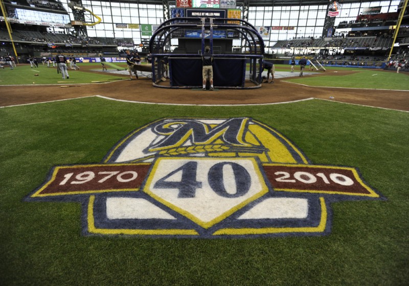 Milwaukee Brewers to name David Stearns as GM