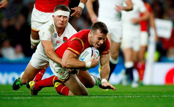 Gareth Davies of Wales scores the first try for his side
Action Images via Reuters  Andrew Couldridge
Livepic