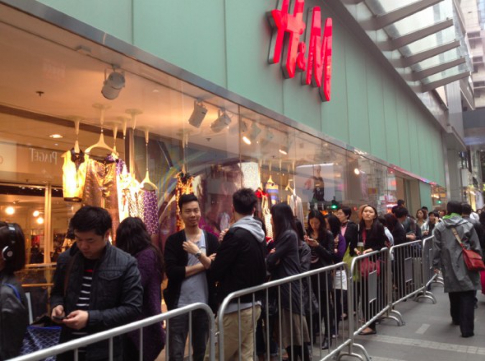 H&M suffers in third quarter because of expensive dollar