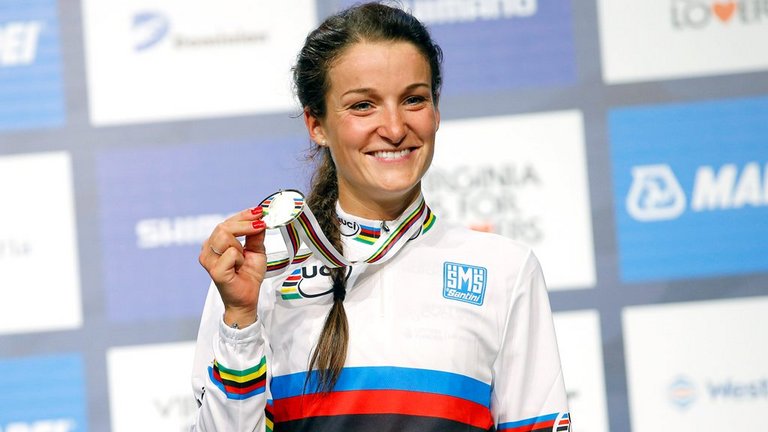 Lizzie Armitstead is the new women's world road race champion