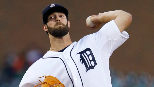 Pitcher Daniel Norris #44 of the Detroit Tigers delivers against the Chicago White Sox during the second inning at Comerica Park