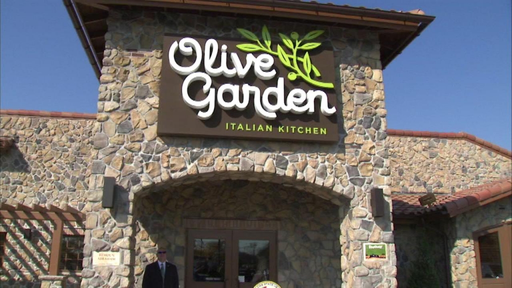 Olive Garden’s Never Ending Pasta Pass Is Back