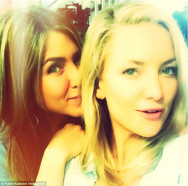 On set Kate Hudson shared a selfie with her new costar Jennifer Aniston as they film new movie Mother's Day