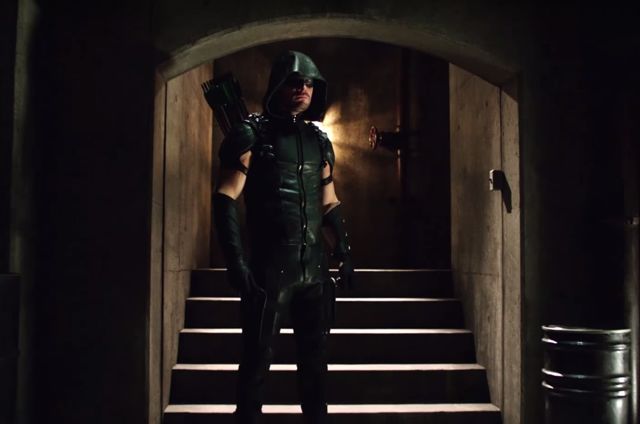 Arrow season 4 news: Arrow has to put romance on hold as he faces off with