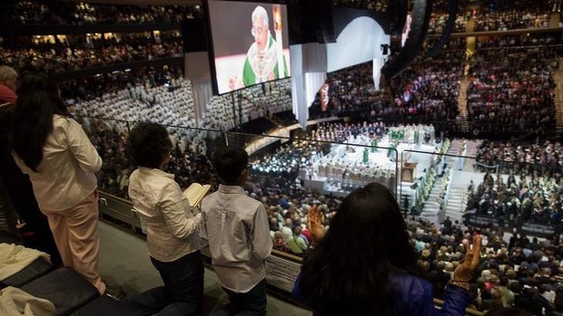 Pope Francis leads high Mass at Madison Square Garden in New York