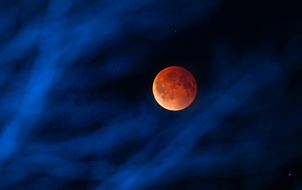 Super blood moon to fill Kent skies during total lunar eclipse