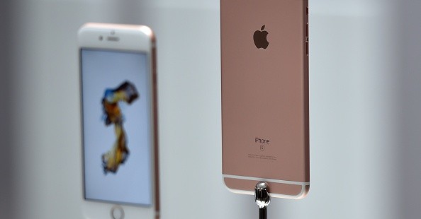 Apple launches iPhone 6S and 6S Plus