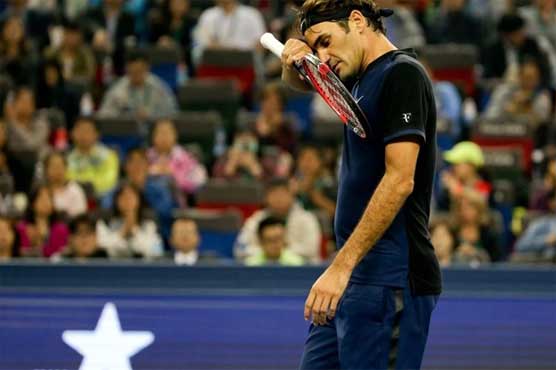 Albert Ramos Vinolas beat Roger Federer 7-6, 2-6 6-3 in the first round of Shanghai Masters