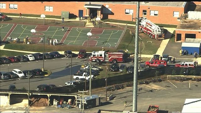 5 students severely injured in VA high school chemistry lab fire