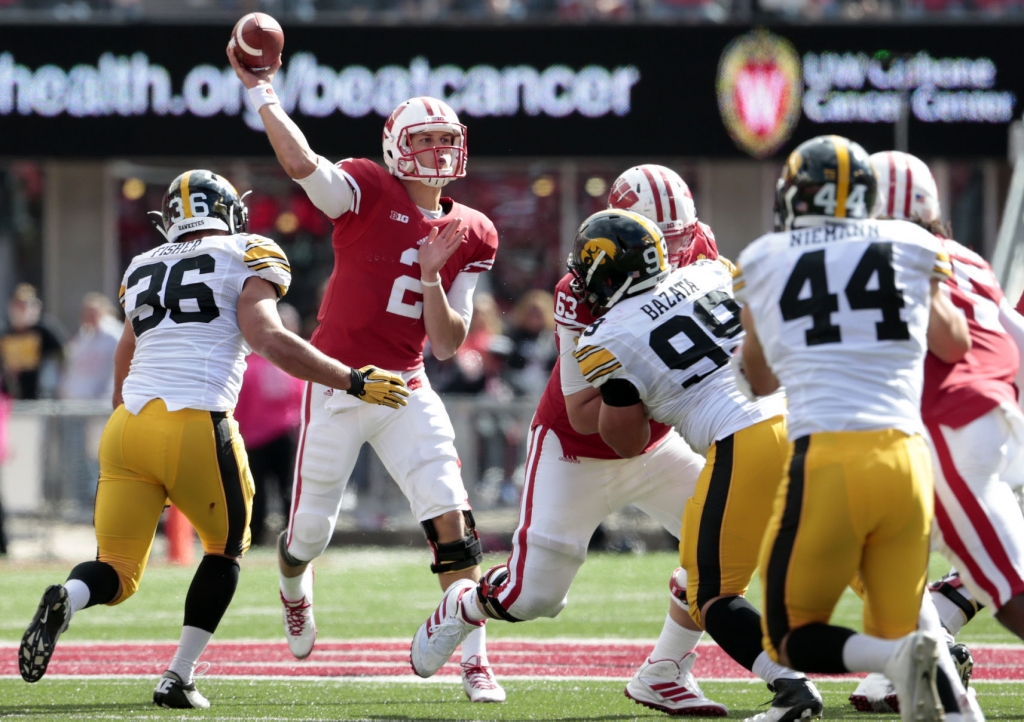 Badgers win on last-second field goal