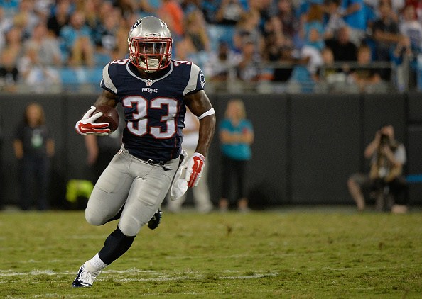 Dion Lewis Signs Extension With Patriots