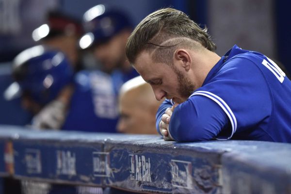 Toronto Blue Jays Josh Donaldson leans on the