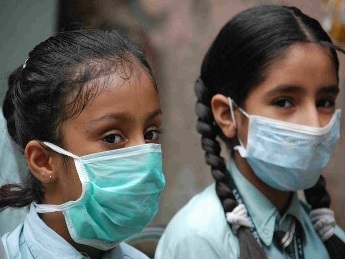 The Union Health Minister emphasised that dealing with the H1N1 season with minimal deaths would require a joint effort by the Centre and the State government. —file