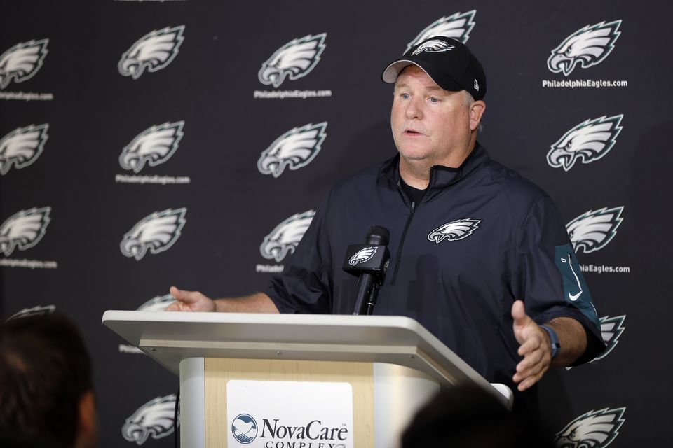 Eagles&#39 Kelly says he hasn't heard from USC AD