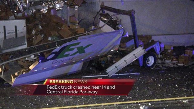 FedEx trailer falls off I-4 near SeaWorld exit in Orlando