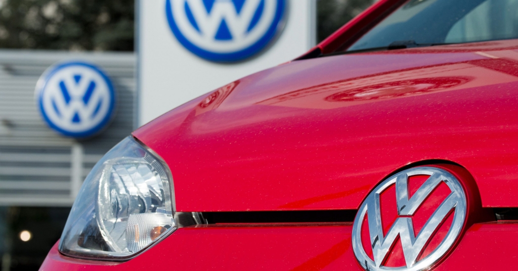 German authority orders recall of 2.4 million Volkswagen cars