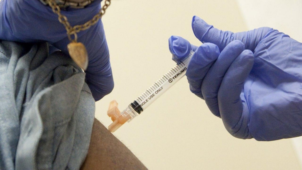 Agency New Jersey nurse reused syringes while giving flu shots