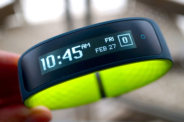 HTC pushes back launch of fitness-focused wearable Grip until 2016 after