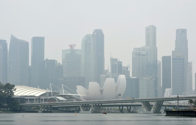 Indonesian forest fires send a choking smog across the region