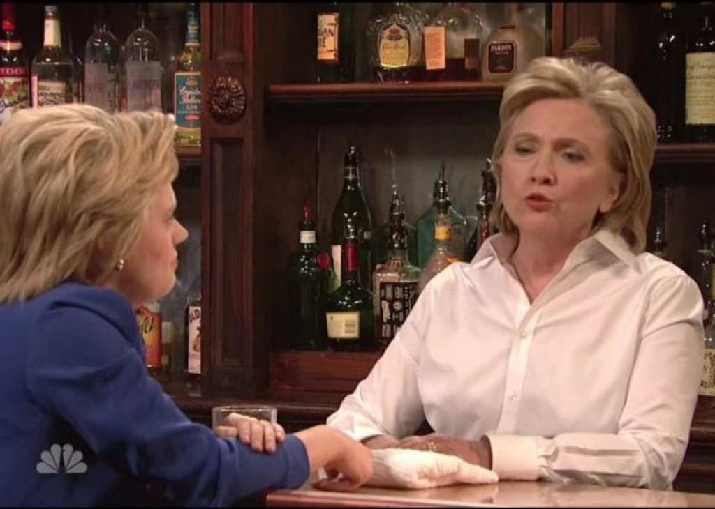 Watch Hillary Clinton Mock Trump (and Herself) on SNL