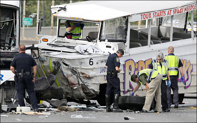 Hospital 5th student dies following Seattle duck boat crash