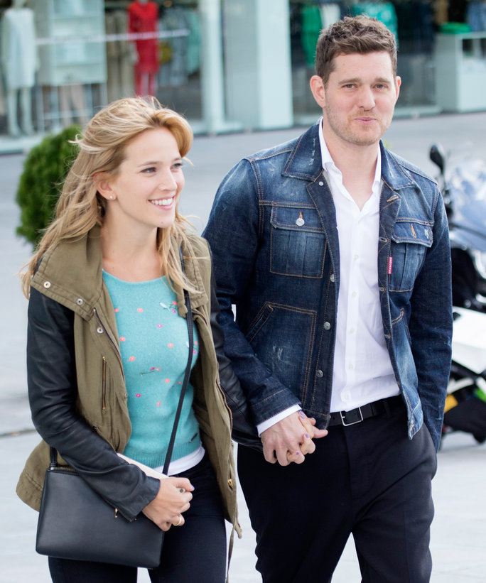 Michael Bublé Reveals Wife Luisana Lopilato Is Expecting a Boy