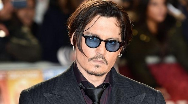 Johnny Depp in Talks for Edgar Wright-Helmed Neil Gaiman Adaptation