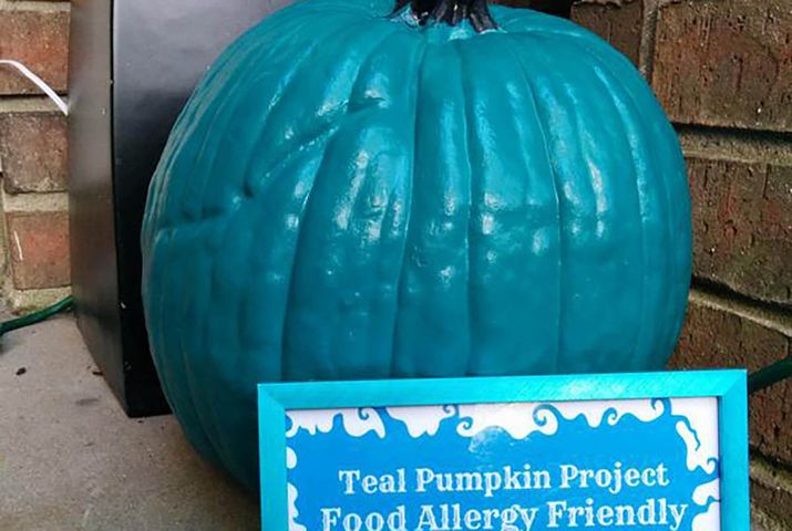 Michelle Fandrich 
 

 
          A teal pumpkin can save a life on Halloween            Michelle Fandrich 
 

 
A teal pumpkin can save a life on Halloween