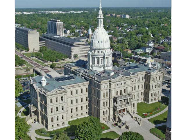 Senate to consider new Michigan road plan