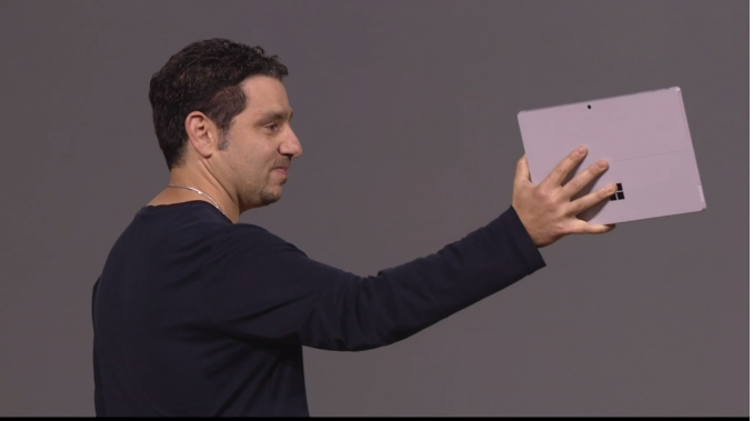 Automatic resizing concept could give Surface Pro 4 its rumored ultra-thin bezels