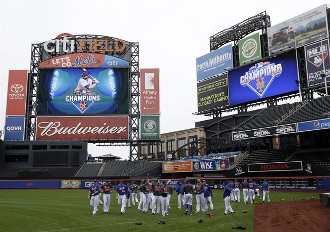 New York Mets warm up during a workout at Citi Field Wednesday Oct. 7 2015 in New York. The Mets will play the Los Angeles Dodgers in a National League Division Series starting Friday in Los Angeles