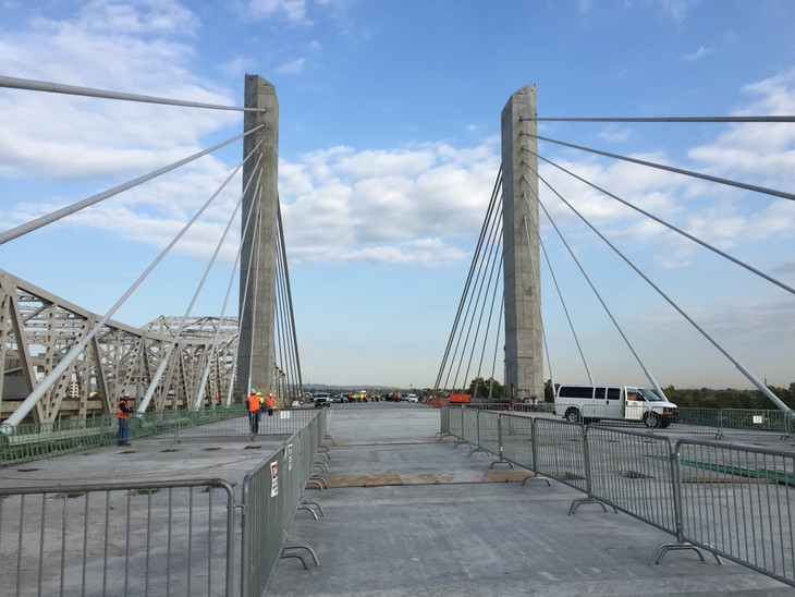 New Ohio River bridge between Indiana, Kentucky expected to open before Christmas