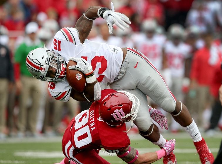 Ezekiel Elliott Runs To History Carries Ohio State Football Past Indiana