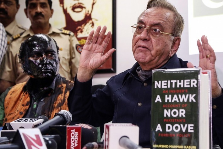 Pakistan ex-minister Kasuri condemns attack on Kulkarni