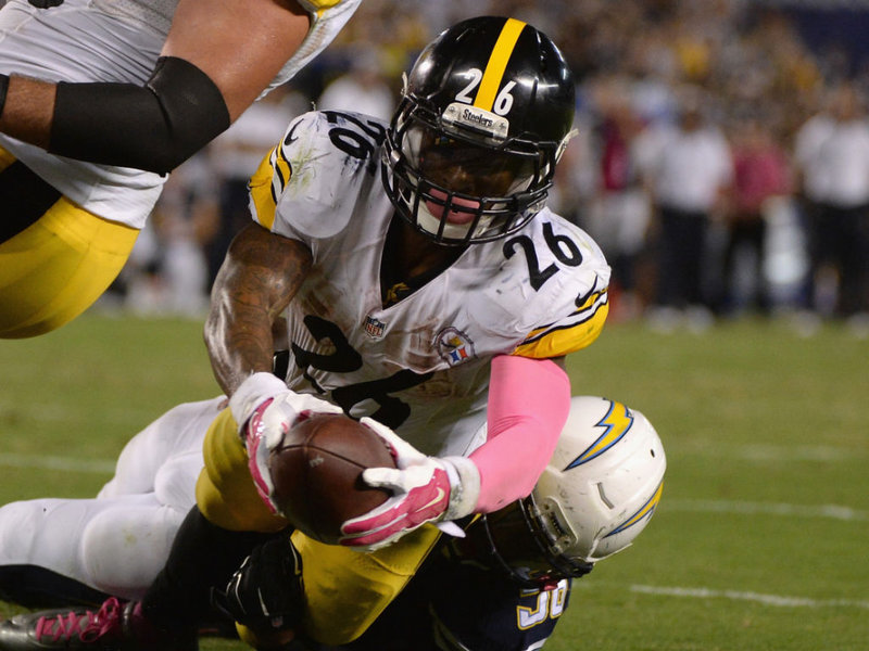 Le'Veon Bell dives over for the winning touchdown