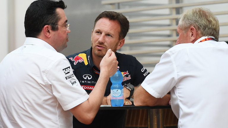 Red Bull bosses Christian Horner and Helmut Marko were spotted in talks with Mc Laren chief Eric Boullier at the Russian GP