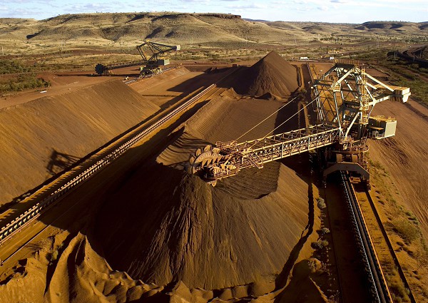 Gina Rinehart, mining heirs win High Court battle against Rio Tinto